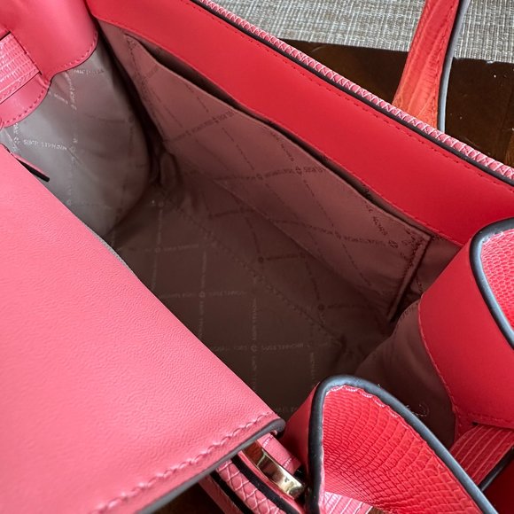 Michael Kors Carmen Medium Flap Satchel Grapefruit - Picture 6 of 6